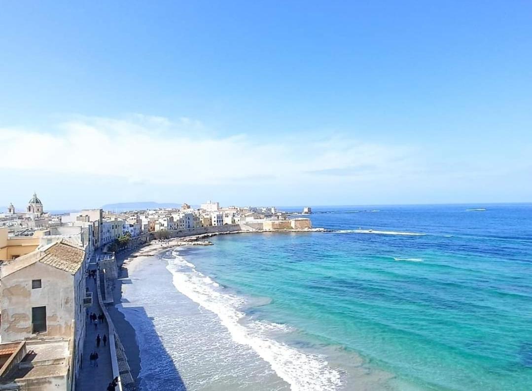 Una Finestra Sul Mare Trapani Luaran gambar